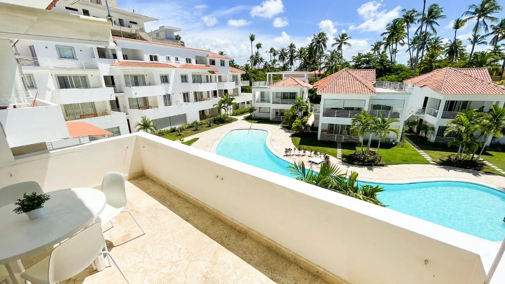 Resort Beach Condo-Hotel With Villas & Private Apartments Wifi Bbq Beach Club & Spa Punta Cana